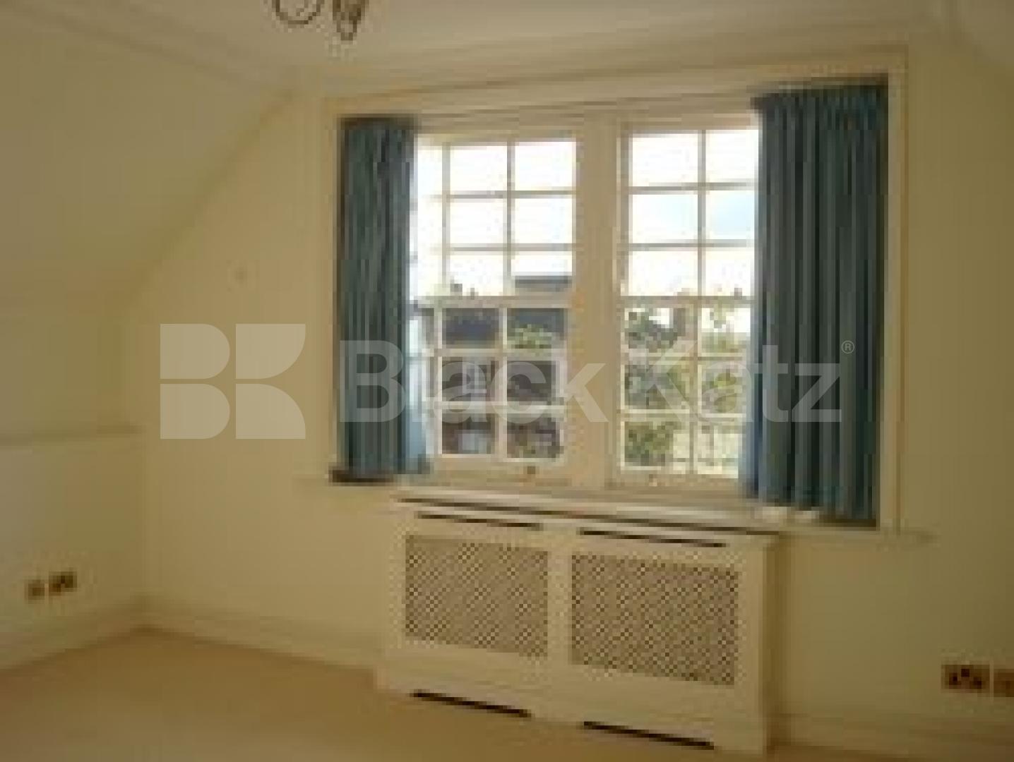 			VIEWINGS ARE HIGHLY RECOMMENDED!, 3 Bedroom, 1 bath, 1 reception Flat			 Bracknell Gardens, HAMPSTEAD